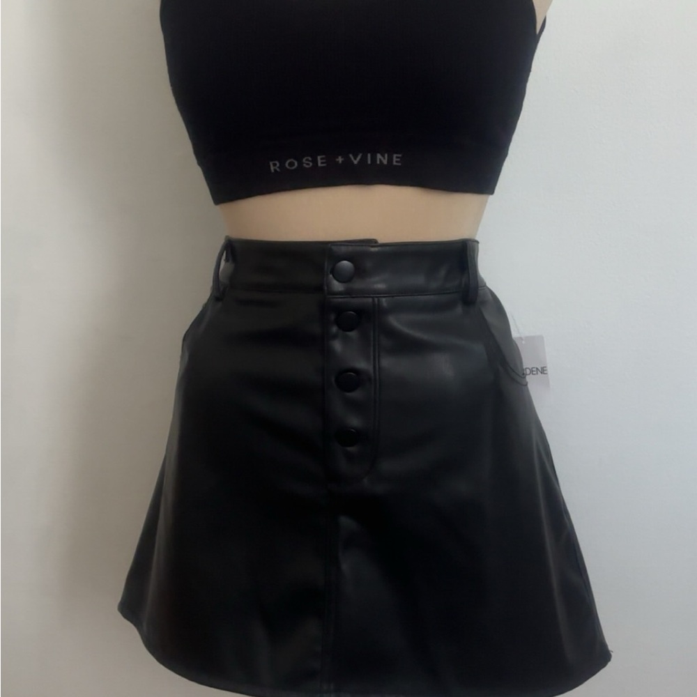 Black Skirt